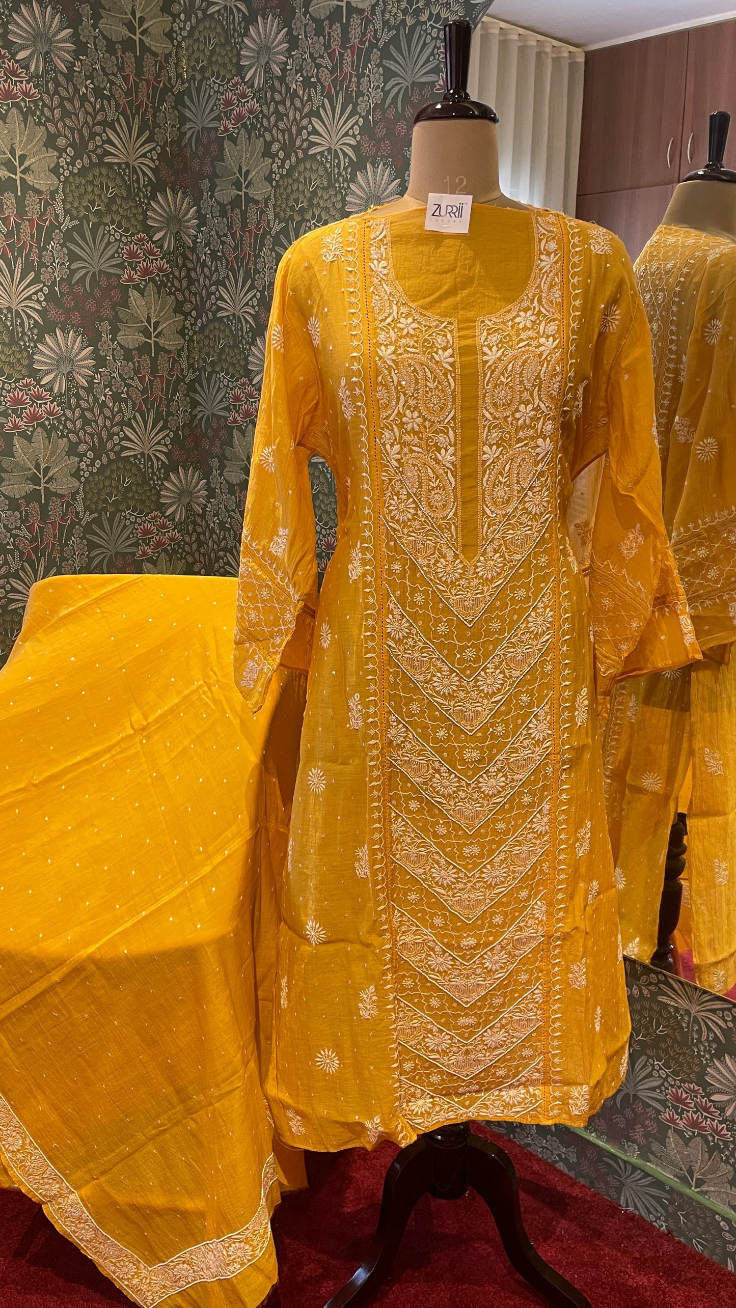 Mulchanderi Yellow Suit Set