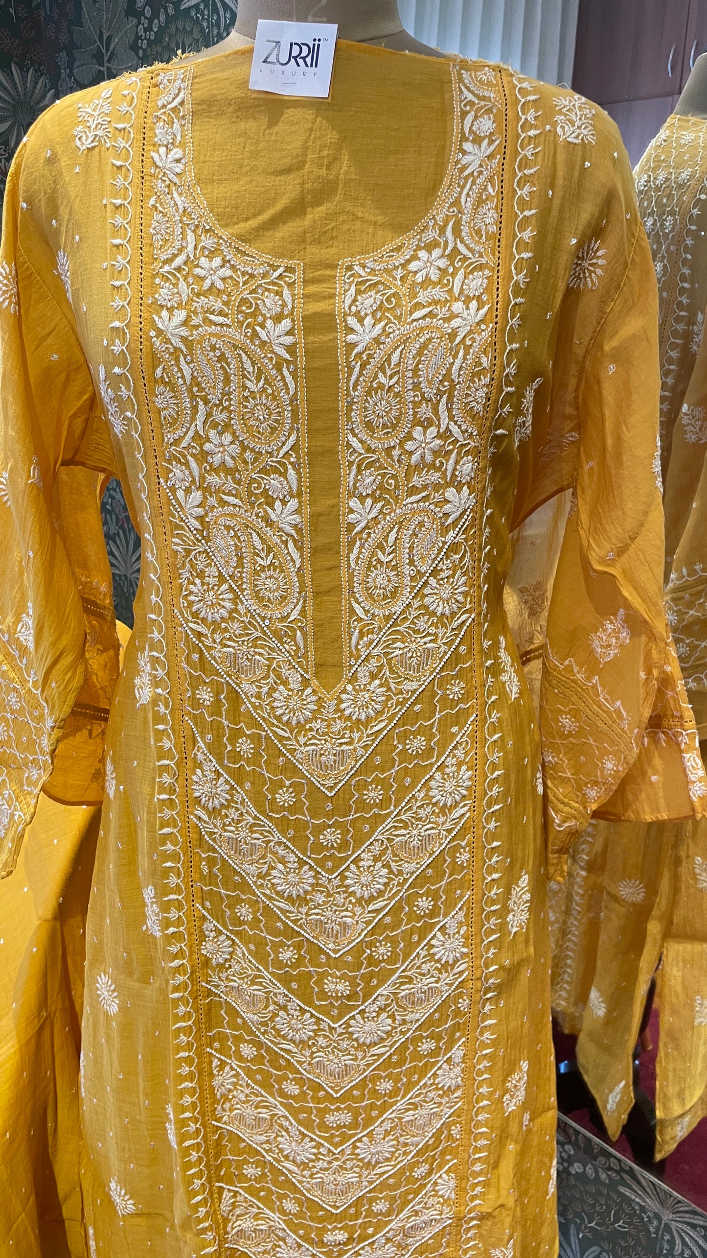 Mulchanderi Yellow Suit Set