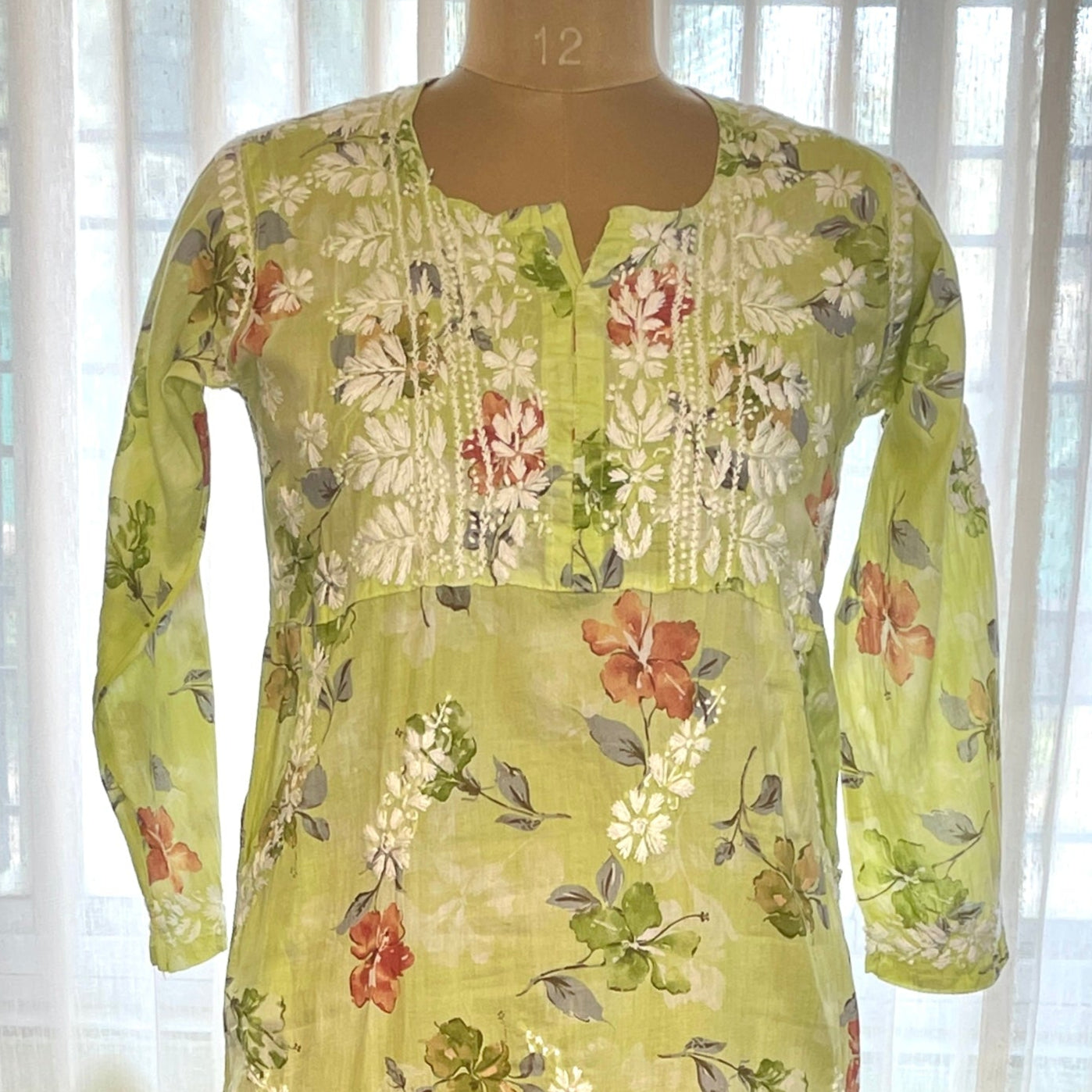 Green Chikankari Mulmul Pocket Kurti