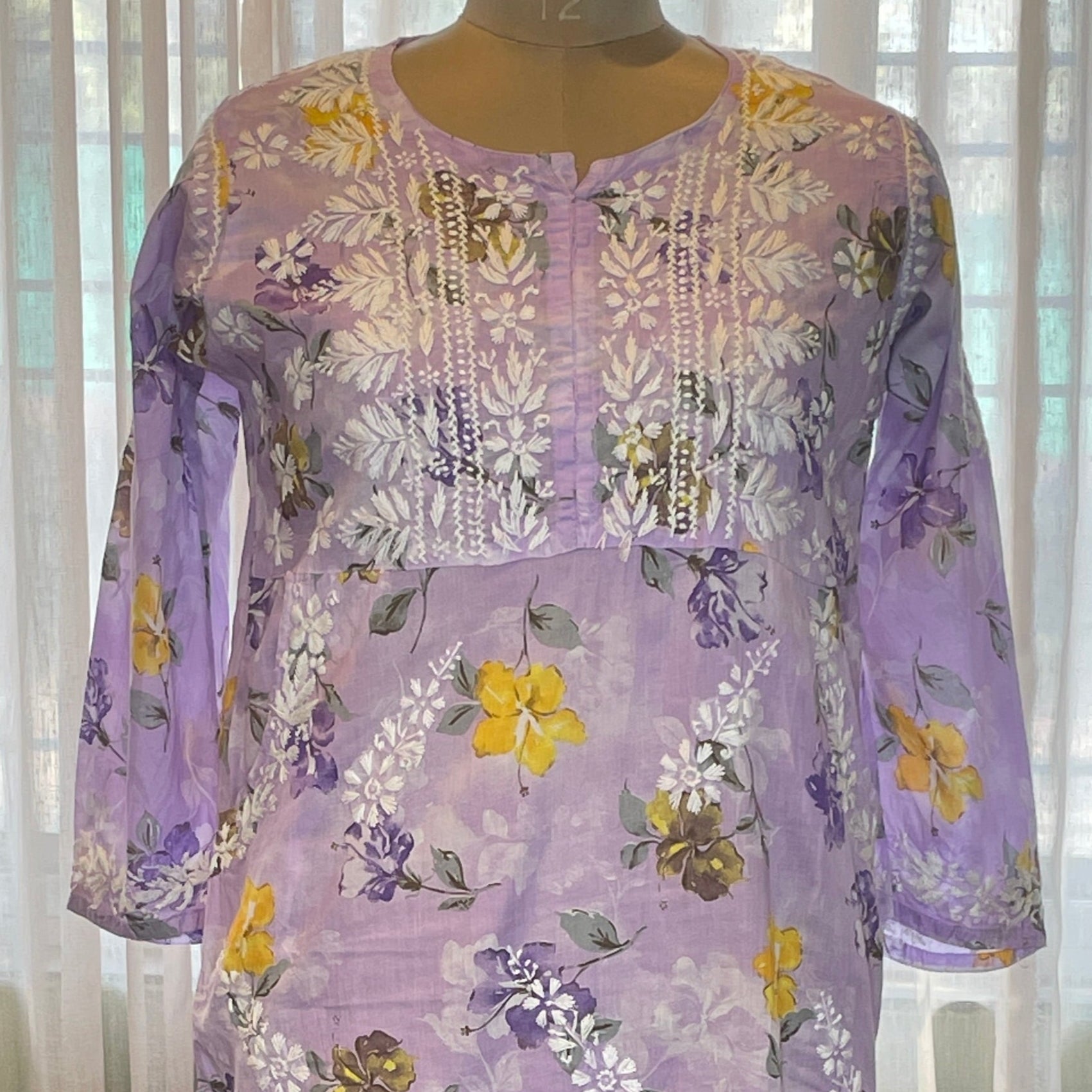 Lavender Chikankari Mulmul Pocket Kurti