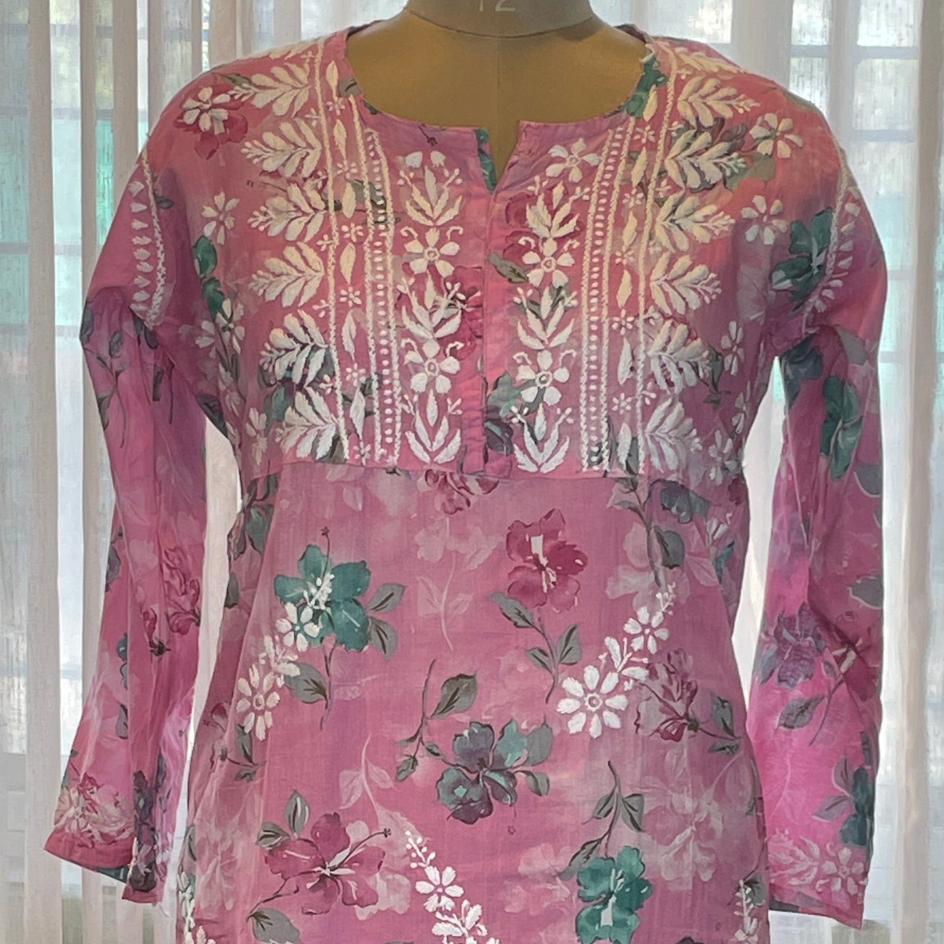Pink Chikanakri Mulmul Pocket Kurti