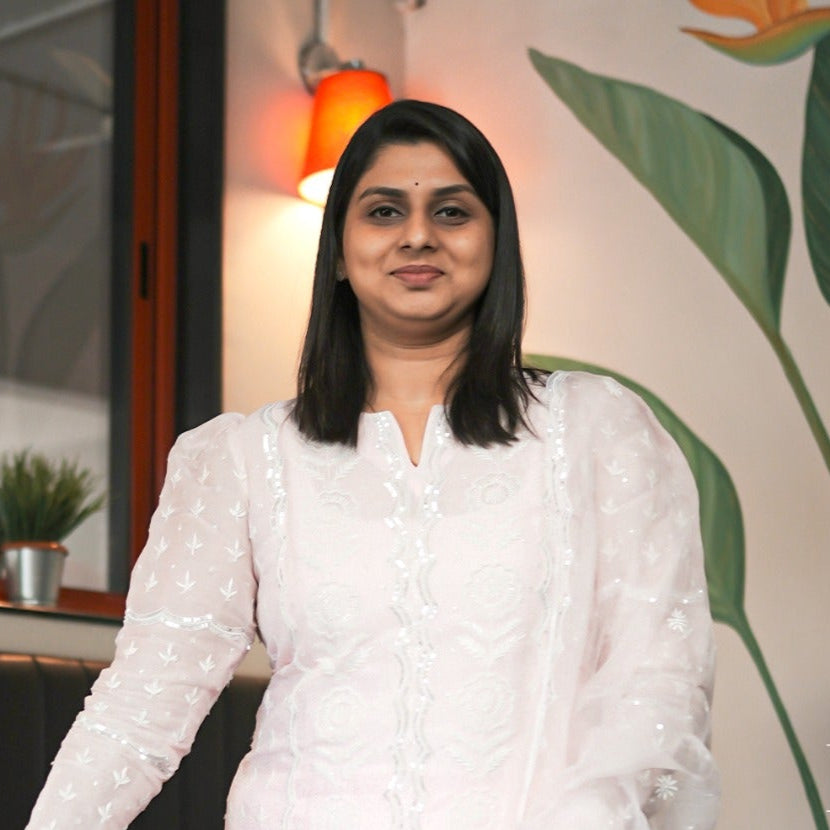 Zurrii Chikankari