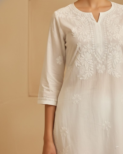 Saadgi White Cotton Long Kurti