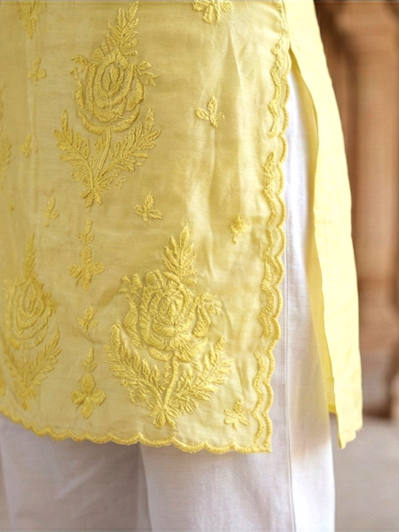 Royale Yellow Muslin Sleeveless Kurta