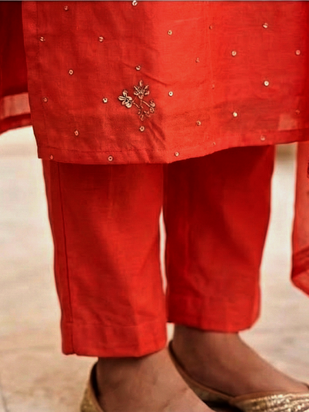 Nazaarat Mulchanderi Unstitched Suit With Mukaish Work
