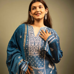 Mulchanderi Chikankari Suit Set with Katdana Detailing