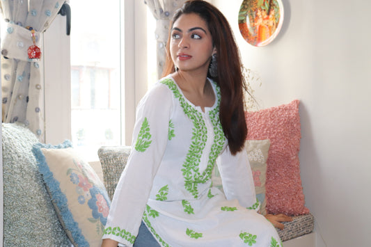 White Rayon Kurta With Green Gmbroidery.