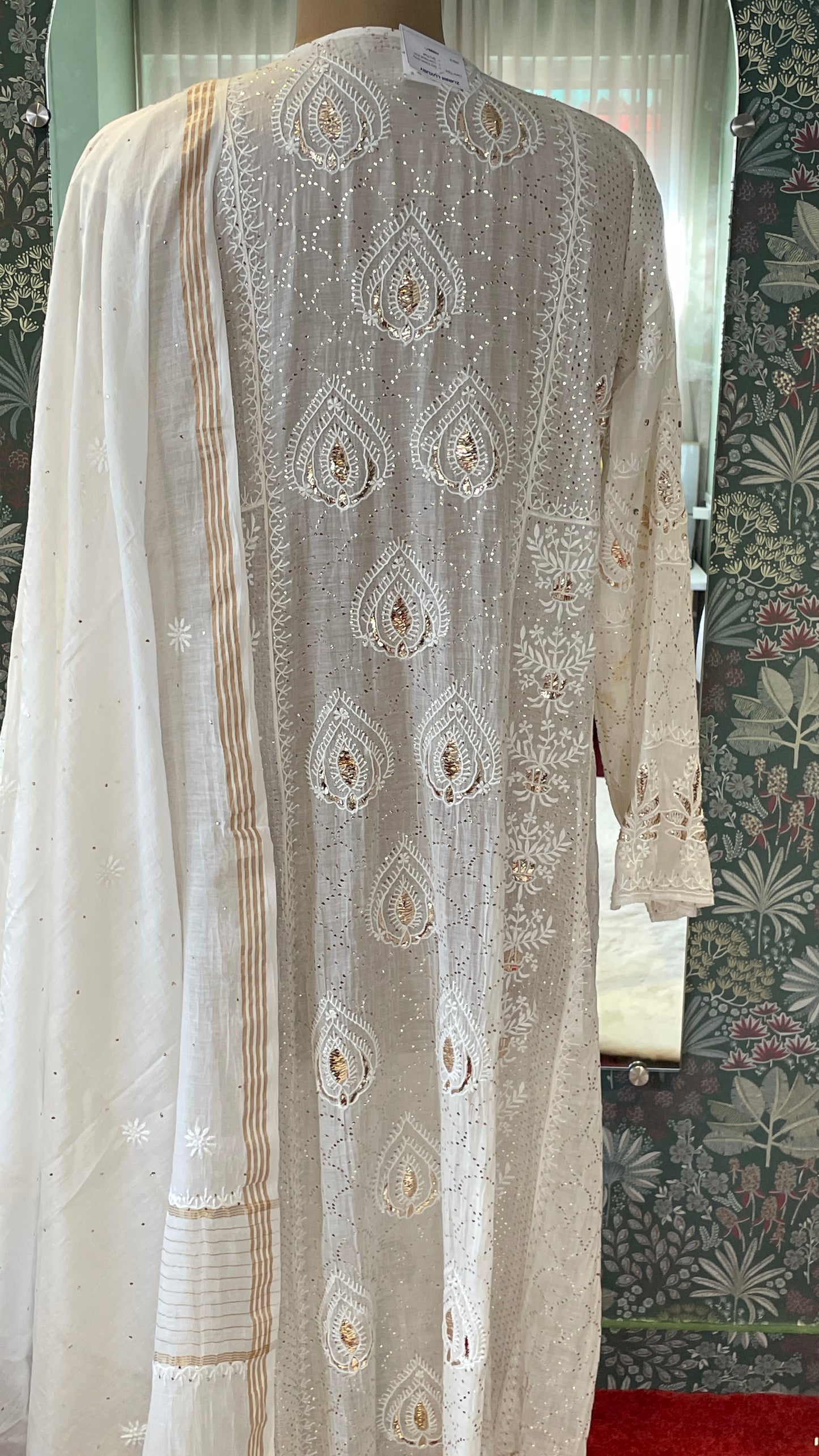 white chikankari suit