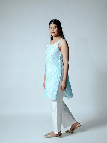 Royale Muslin Light Blue Sleeveless Kurta