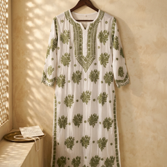 Muslin White Kurta With Green Chikankari