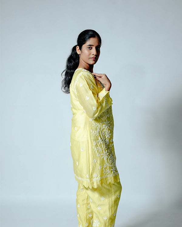 Yellow Muslin Co-ord Set With Ghaspatti chikankari work